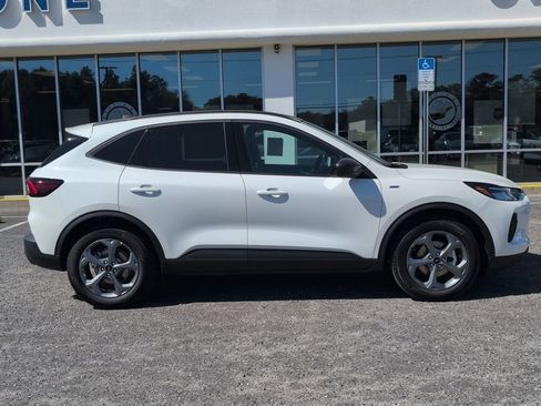 New 2026 Ford Escape ST-Line w/ Tech Pack #1 FWD image 5