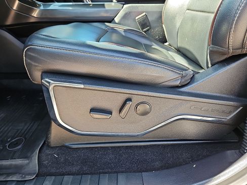 Used 2023 Ford F150 Lariat AWD/4WD image 17