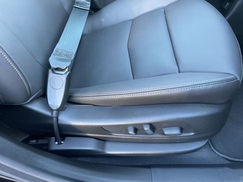 New 2025 Cadillac XT6 Sport w/ Technology Package image 13