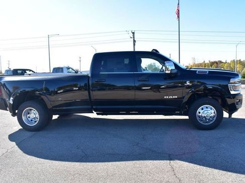 New 2026 RAM 3500 Longhorn image 36