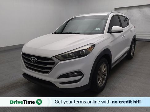 Used 2017 Hyundai Tucson SE image 1