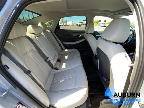 Used 2023 Hyundai Sonata Limited FWD image 17
