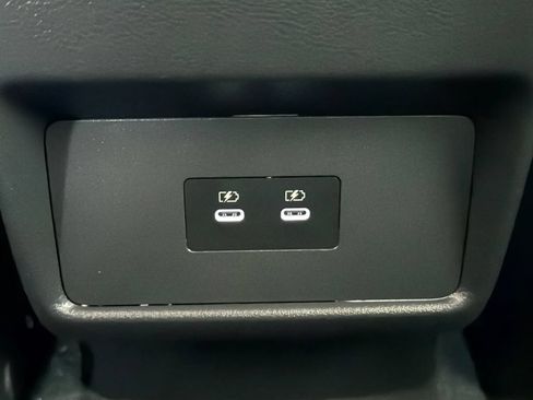 Used 2024 Nissan Rogue SL FWD image 31