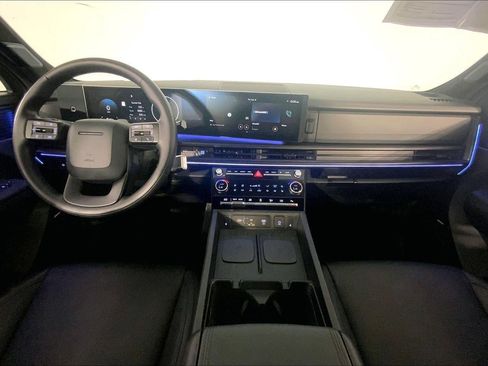 Used 2025 Hyundai Santa Fe Calligraphy AWD/4WD image 15