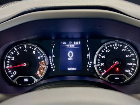 Used 2019 Jeep Renegade Sport image 6