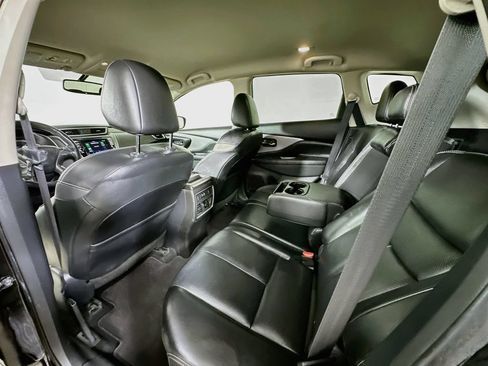 Used 2019 Nissan Murano SL FWD image 4