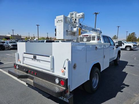 New 2025 Chevrolet Silverado 3500 W/T w/ WT Convenience Package image 8