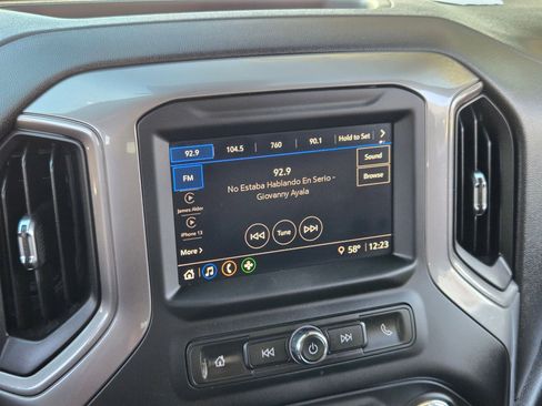 Used 2024 GMC Sierra 2500 Pro w/ Convenience Package image 17