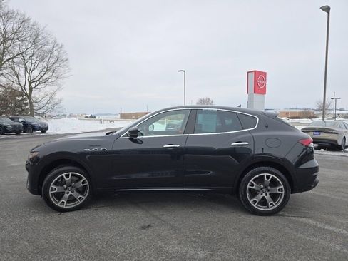 Used 2023 Maserati Levante Modena AWD/4WD image 11
