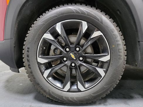 Used 2021 Chevrolet TrailBlazer LT w/ Convenience Package AWD/4WD image 5