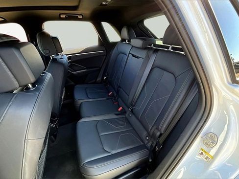 Used 2025 Audi Q3 2.0T Premium w/ Convenience Package image 28