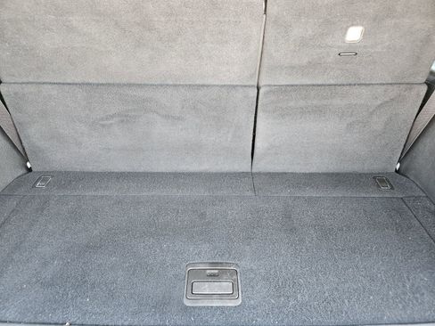 Used 2020 Nissan Armada SL w/ Premium Package RWD image 36