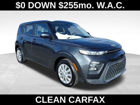 Used 2022 Kia Soul LX FWD image 1