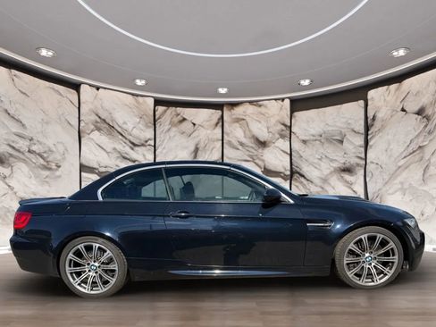 Used 2013 BMW M3 Convertible image 4