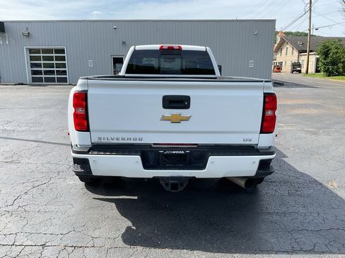 Used 2016 Chevrolet Silverado 3500 High Country w/ Duramax Plus Package AWD/4WD image 15