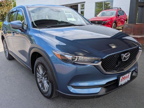 Used 2017 MAZDA CX-5 Touring AWD/4WD image 5