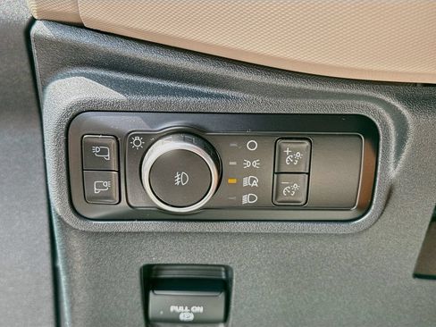 Used 2023 Ford Bronco Wildtrak AWD/4WD image 19