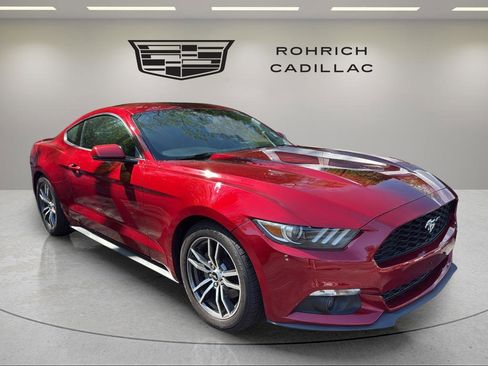 Used 2017 Ford Mustang Premium RWD image 4