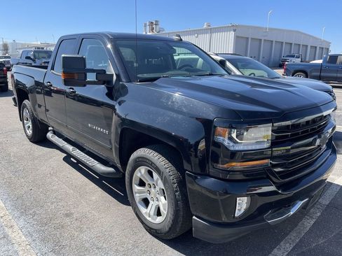 Used 2017 Chevrolet Silverado 1500 LT w/ All Star Edition image 4
