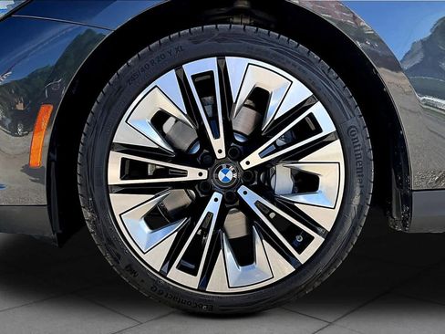 Used 2026 BMW 530i RWD image 10