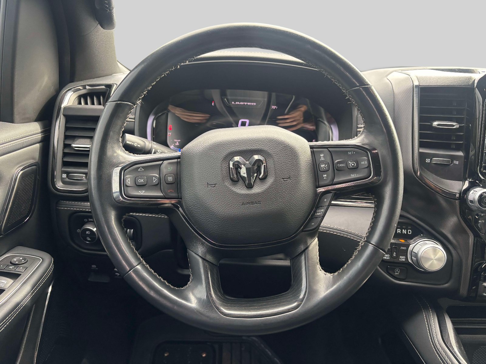 Used 2024 RAM 1500 Limited AWD/4WD image 12