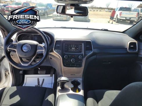 Used 2015 Jeep Grand Cherokee Laredo w/ Quick Order Package 23E image 17