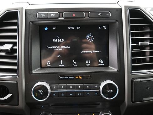 Used 2018 Ford Expedition XLT w/ Equipment Group 202A image 4