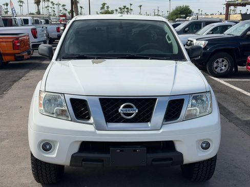 Used 2015 Nissan Frontier Desert Runner RWD image 16