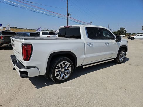 Used 2024 GMC Sierra 1500 Denali RWD image 8