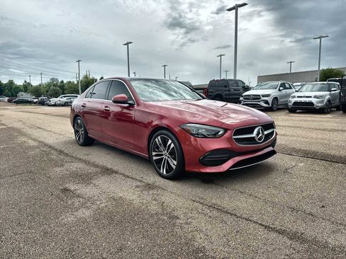 Used 2022 Mercedes-Benz C 300 Sedan image 11