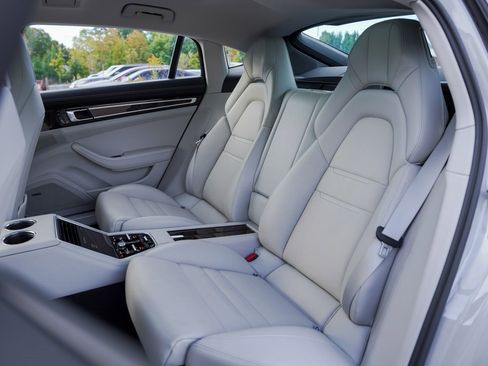 Used 2020 Porsche Panamera 4 Executive w/ Premium Package Plus image 35