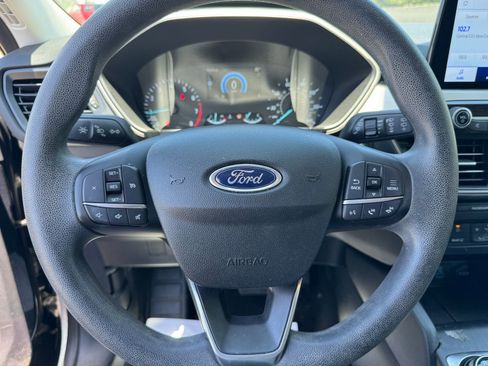 Used 2022 Ford Escape SE FWD image 24