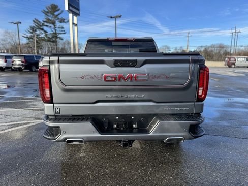 Used 2022 GMC Sierra 1500 Denali w/ Denali Premium Package image 5