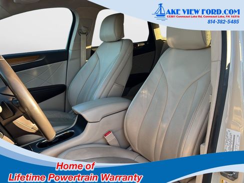 Used 2018 Lincoln MKC Select image 20