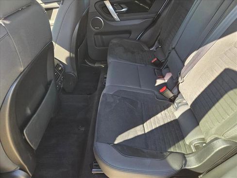 Used 2020 Land Rover Discovery Sport S image 18