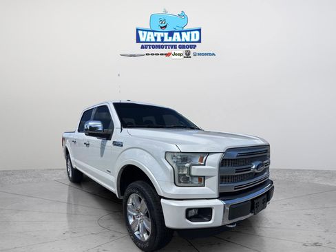 Used 2015 Ford F150 Platinum w/ Equipment Group 701A Luxury AWD/4WD image 13