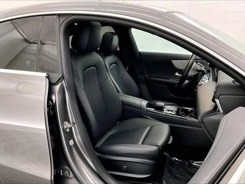 Used 2022 Mercedes-Benz CLA 250 image 6