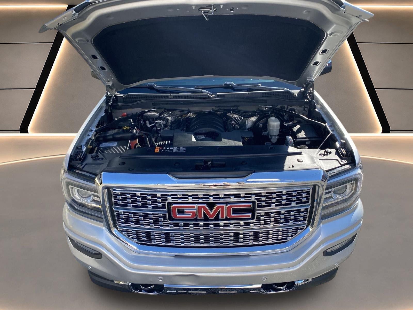 Used 2018 GMC Sierra 1500 Denali w/ Denali Ultimate Package AWD/4WD image 33