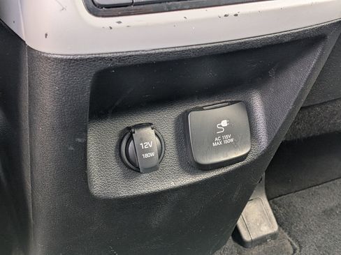 Used 2022 Hyundai Palisade SEL w/ 8P Bench Seat Package FWD image 19