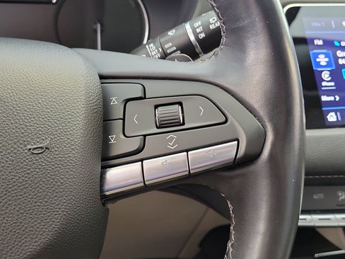 Used 2022 Cadillac XT4 Luxury w/ Driver Awareness Package FWD image 22