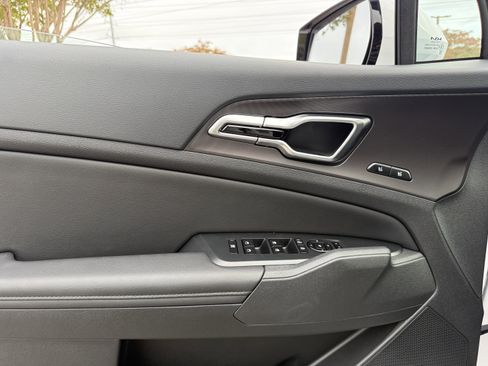 New 2026 Kia Sportage SX image 30