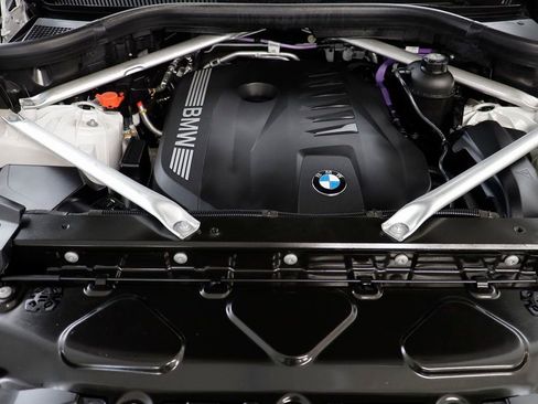 Certified 2026 BMW X5 xDrive40i w/ Climate Comfort Package image 23