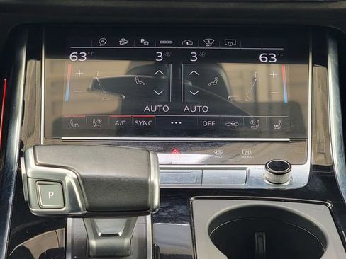 Used 2023 Audi Q7 3.0T Prestige image 28