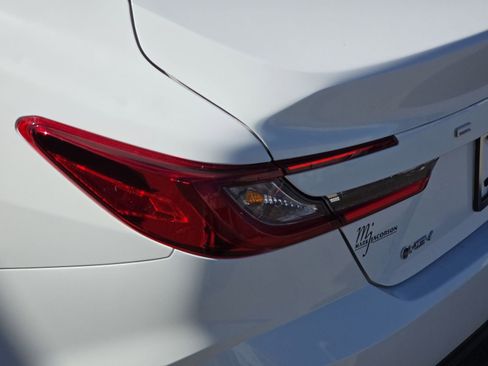 Used 2025 Toyota Camry LE image 41