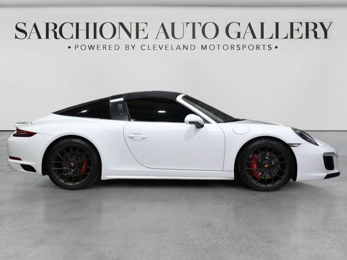 Used 2018 Porsche 911 Targa 4 GTS AWD/4WD image 8