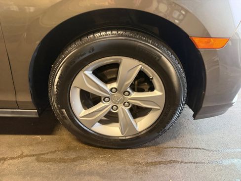 Used 2018 Honda Odyssey EX image 29