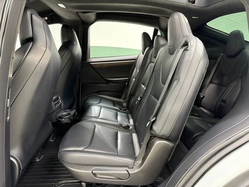 Used 2019 Tesla Model X 100D image 16
