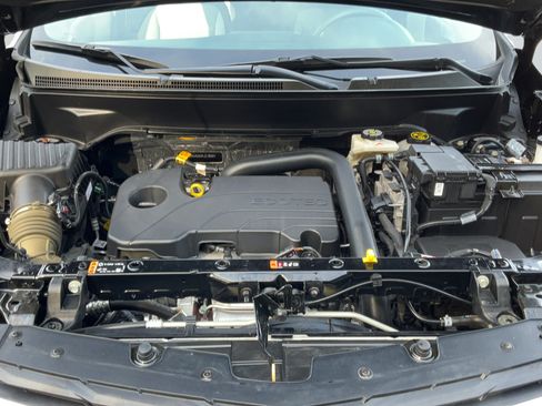 Certified 2024 Chevrolet Equinox LS w/ Driver Confidence II Package FWD image 23
