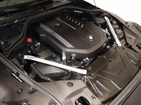 Used 2024 BMW Z4 M40i w/ Premium Package image 78