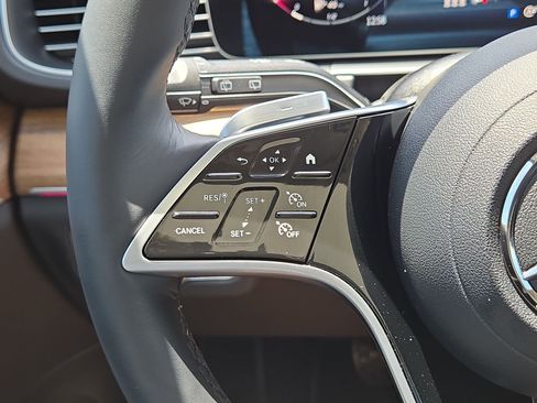 New 2025 Mercedes-Benz GLE 350 4MATIC image 21